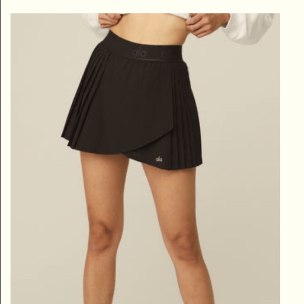 Alo Tennis Skirt/Skort size small like new